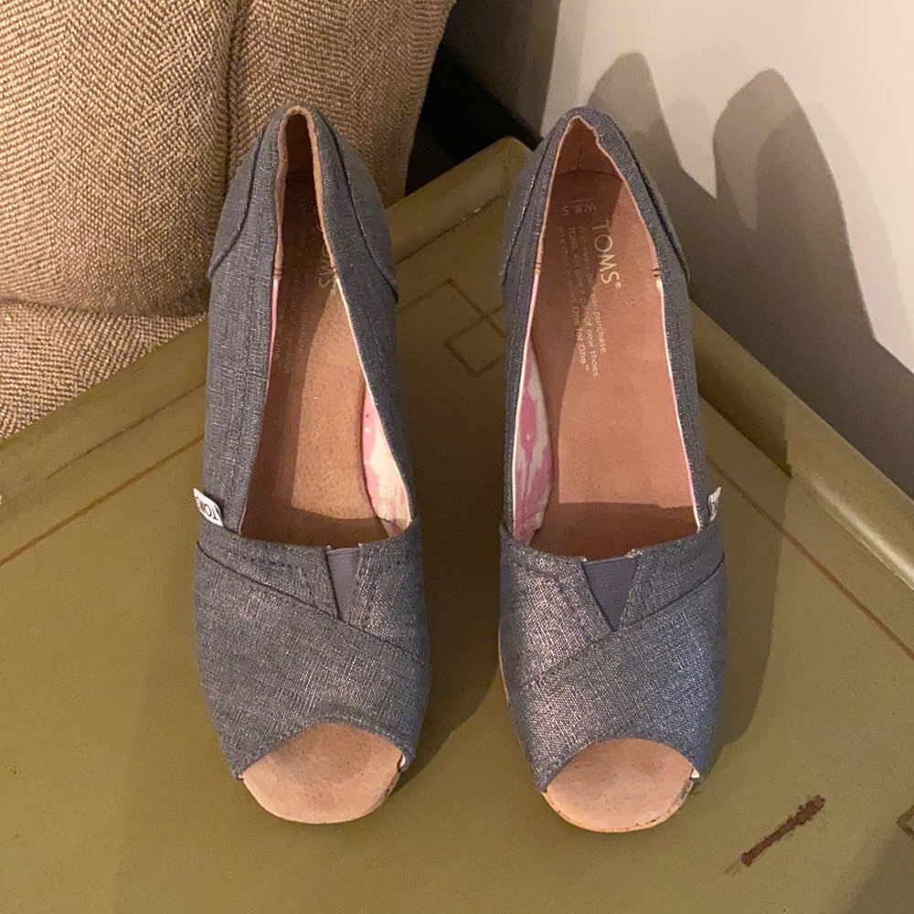 Toms grey/shiny silver wedges